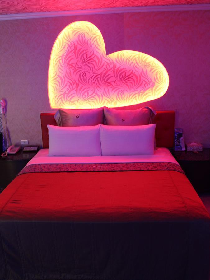 Full Moon Boutique Motel Kota Hsinchu Bagian luar foto